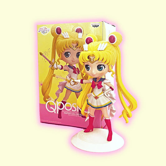 Super Sailor Moon Ver. Moon Kaleidoscope Q Posket - Sailor Moon Eternal